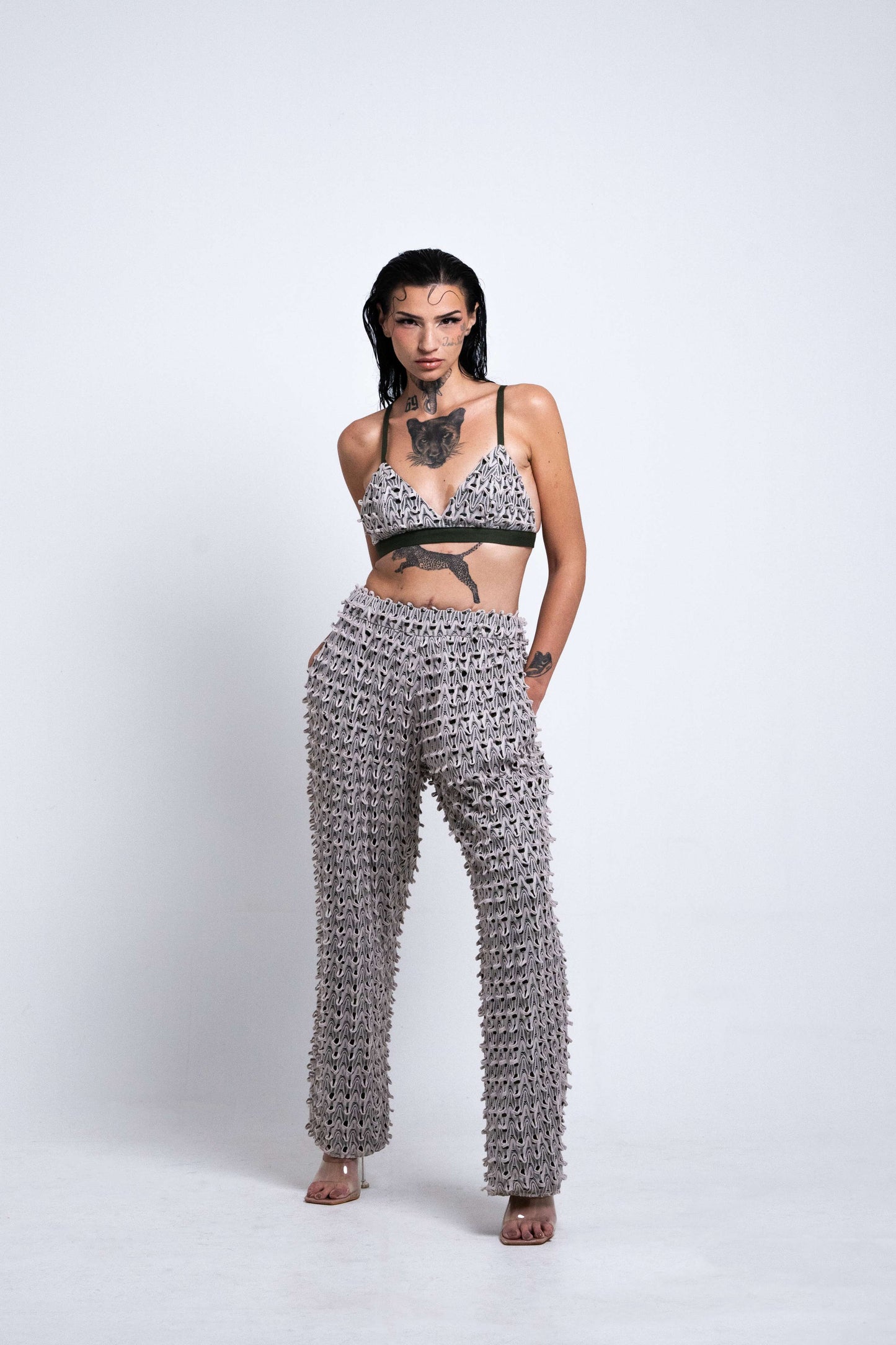 Pantalon EMBOSSED